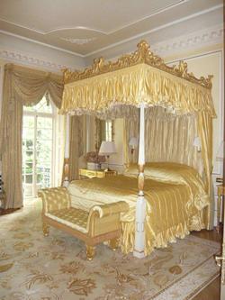 Chippendale State Bed