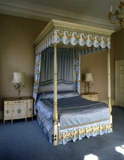 Four Poster Bed