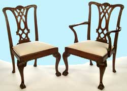 Chippendale Carved Rail