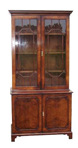 Georgian Bookcase / Display Cabinet